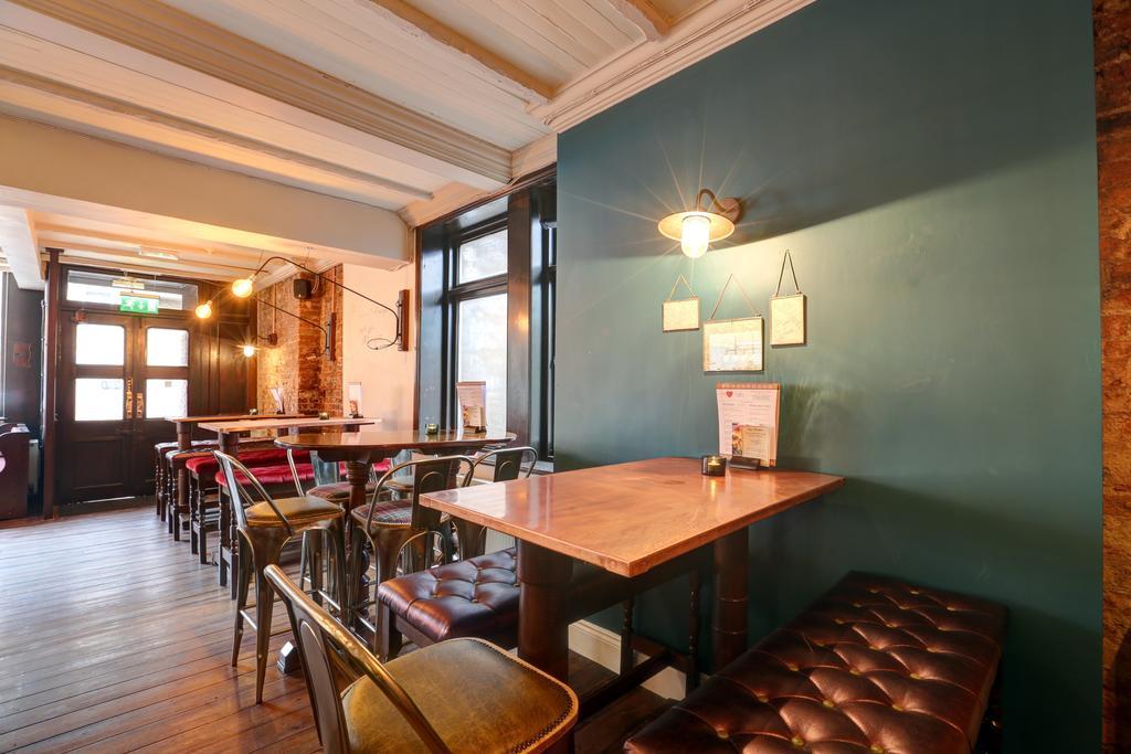 Publove @ The Exmouth Arms, Euston London Eksteriør bilde
