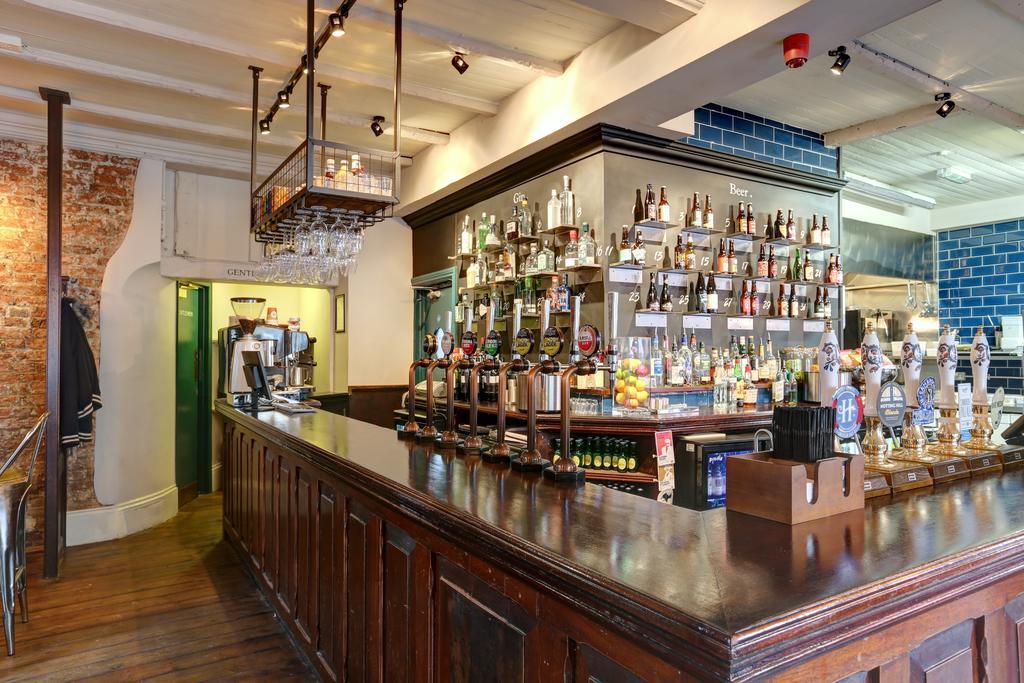 Publove @ The Exmouth Arms, Euston London Eksteriør bilde
