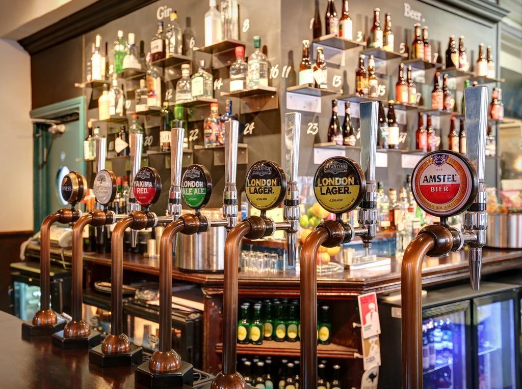 Publove @ The Exmouth Arms, Euston London Eksteriør bilde