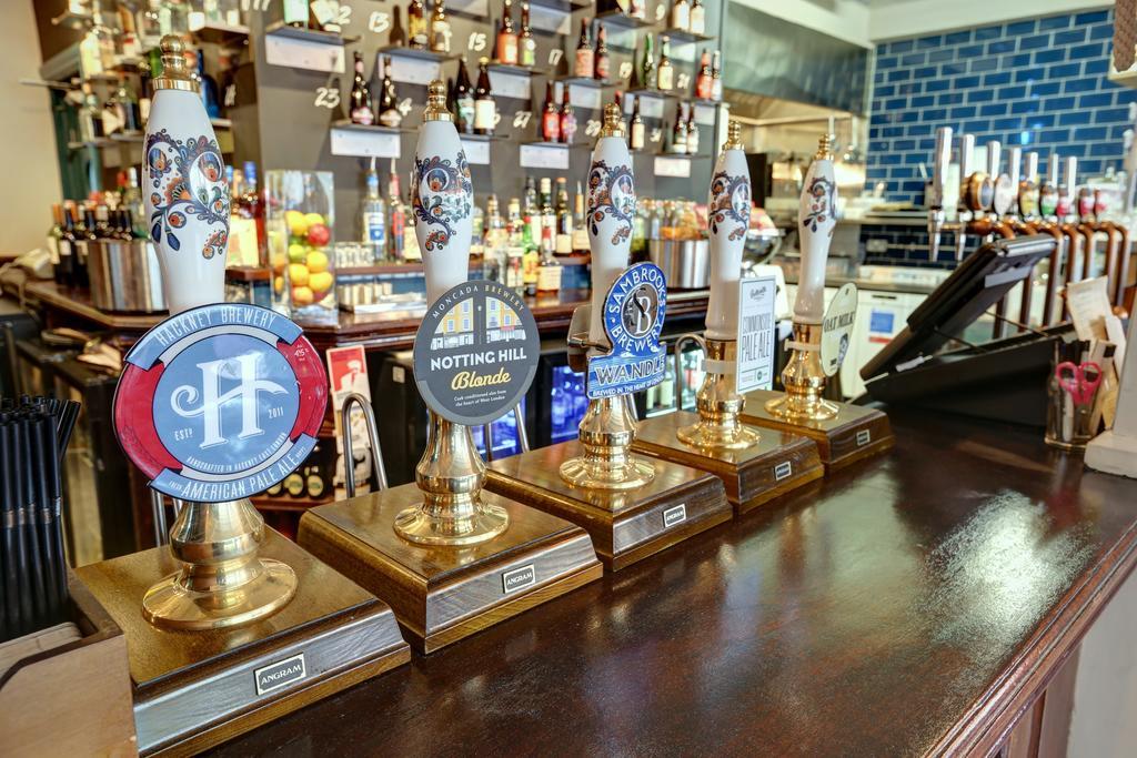 Publove @ The Exmouth Arms, Euston London Eksteriør bilde