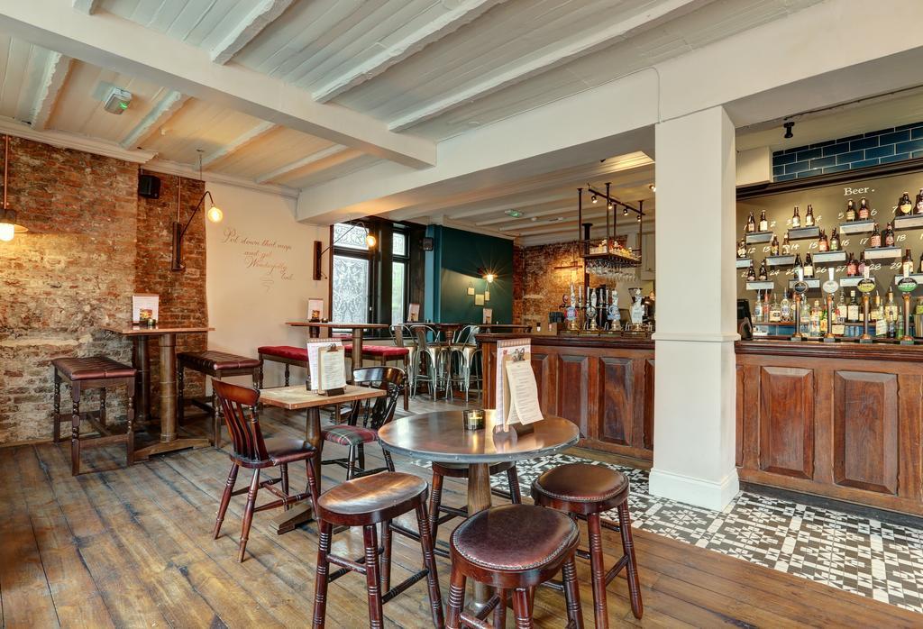 Publove @ The Exmouth Arms, Euston London Eksteriør bilde